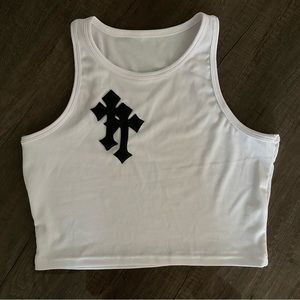 Cross cropped tank top